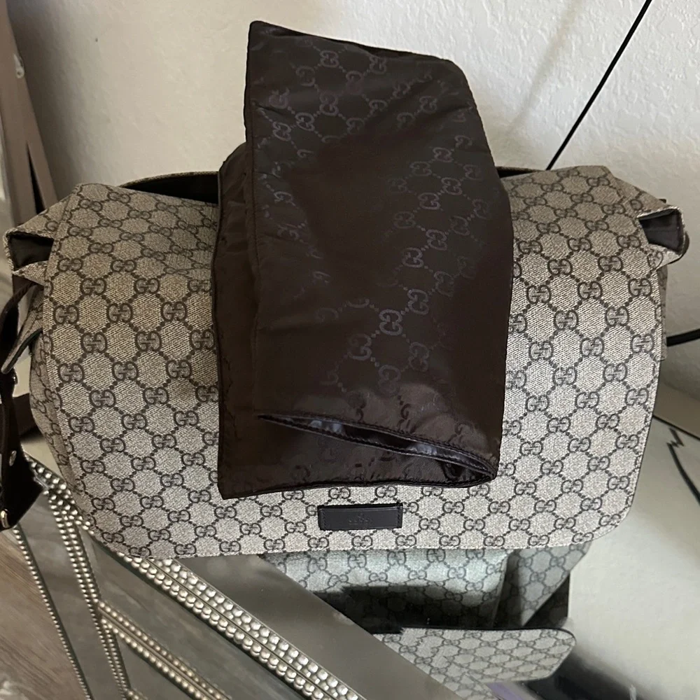 Gucci Beige and Brown Baby Bag - Picture 5 of 5